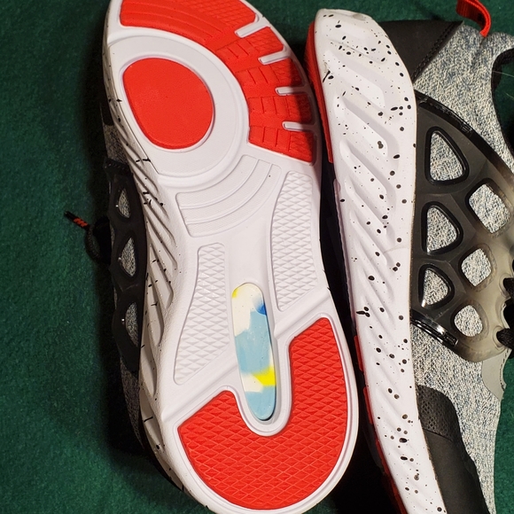 PRICE REDUCTION!! NWT All in Motion gray sneakers - Picture 11 of 15